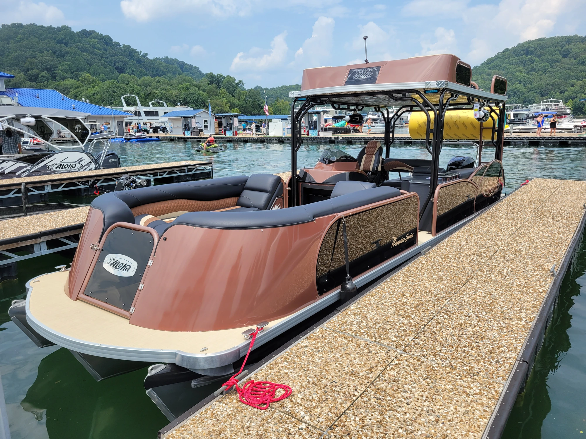 2024-Aloha-30-Paradise-Sundeck