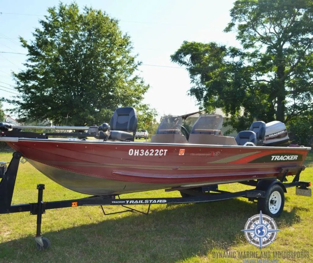 fishing boat 1993 bass tracker pro 16